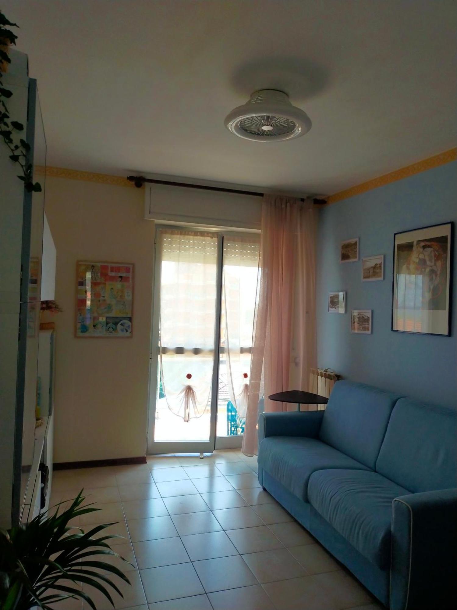 Appartamento Riviera Trilocale Wifi E Parcheggio Privato 벤티밀리아 외부 사진